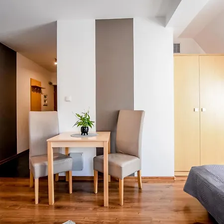 Aparteo Stojakowka Apartment